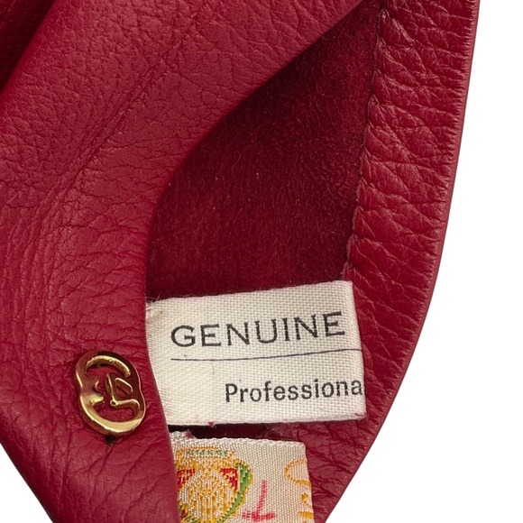 GUCCI VINTAGE RED / GOLD GG LOGO LEATHER GLOVES - Picture 7 of 9